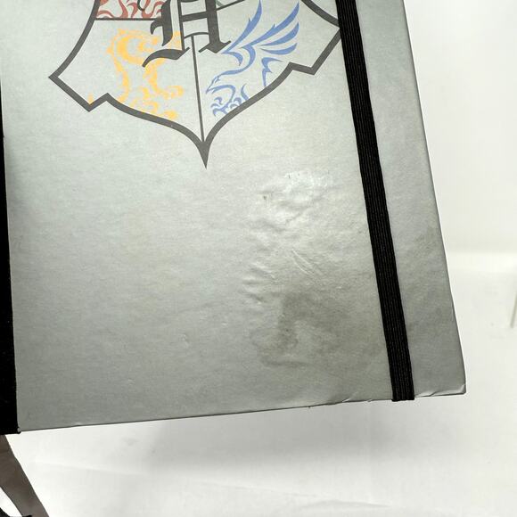 Universal Studios Harry Potter Hogwarts Alumni Journal Notebook Gray Crest - Picture 7 of 12